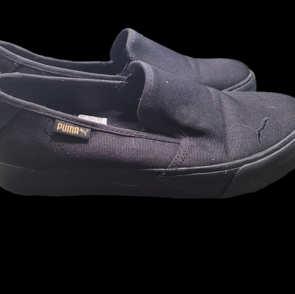 Black puma slip on sneakers with gold puma detail - Picture 3 of 4